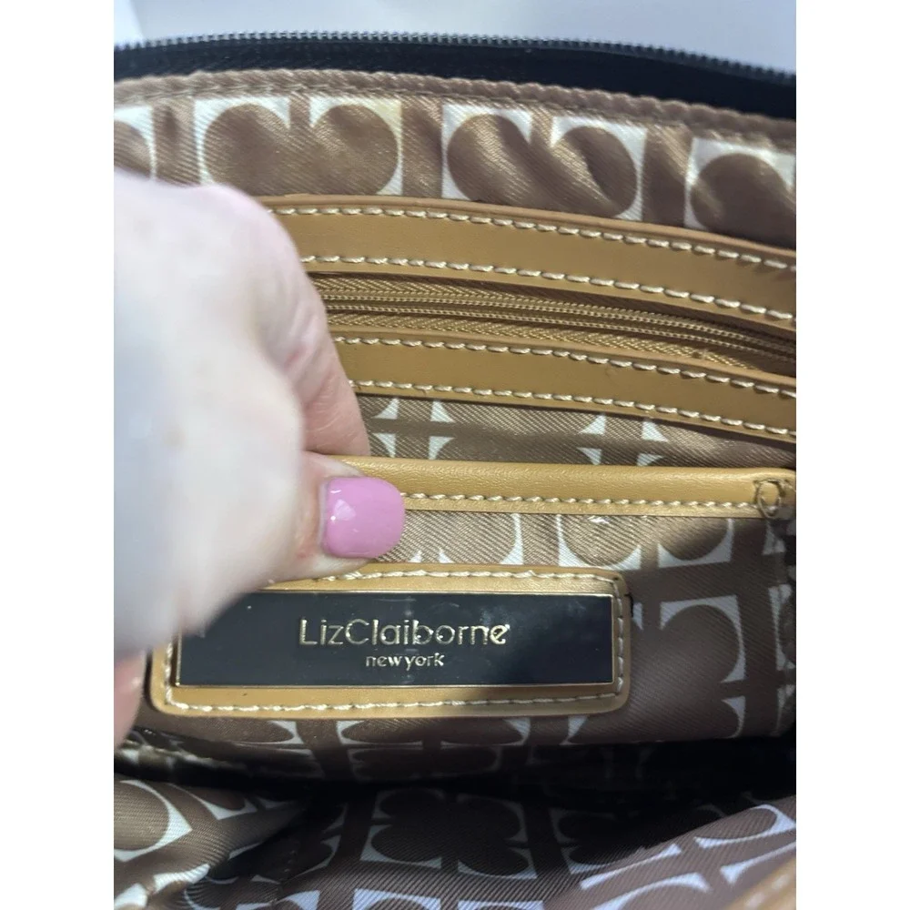 Liz Claiborne liz claiborne
